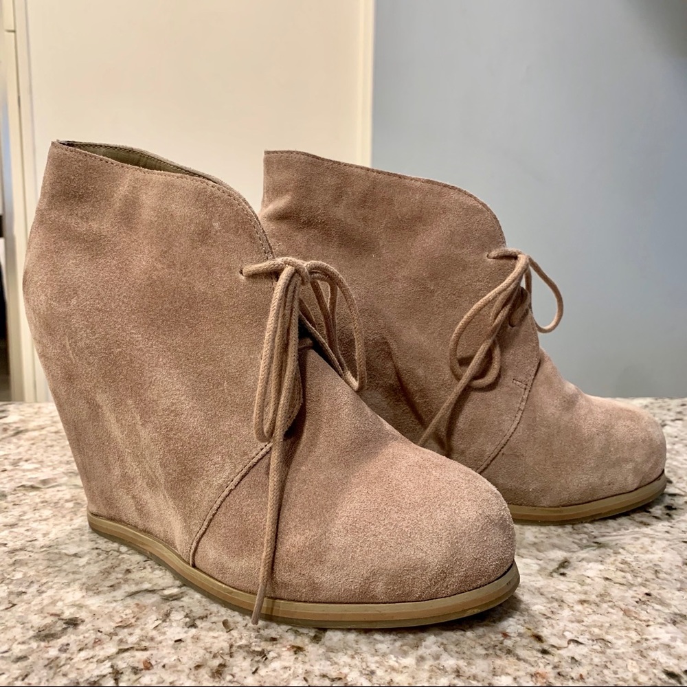Dolce Vita Brown Suede was 4” Wedge Booties Shoes